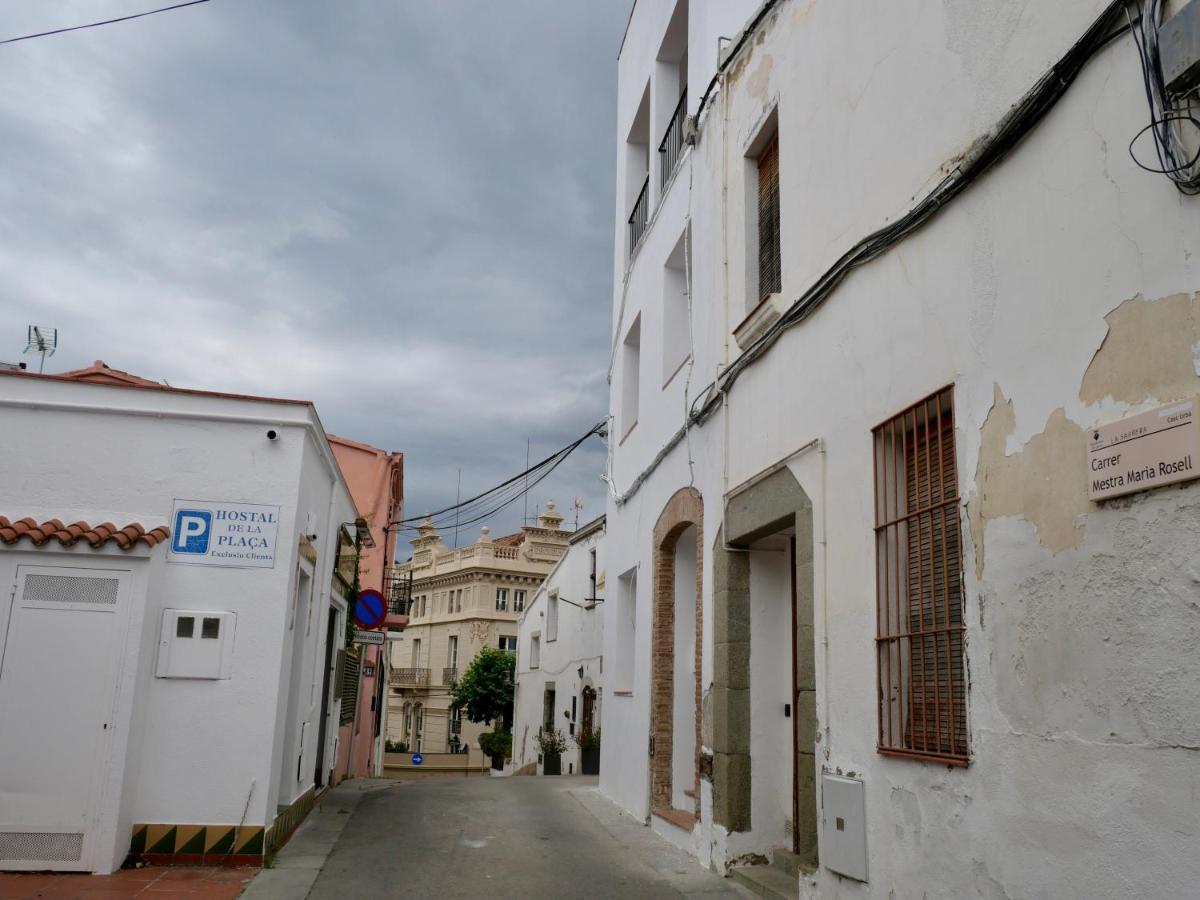Hostal De La Placa - Hotel Boutique Cabrils Kültér fotó