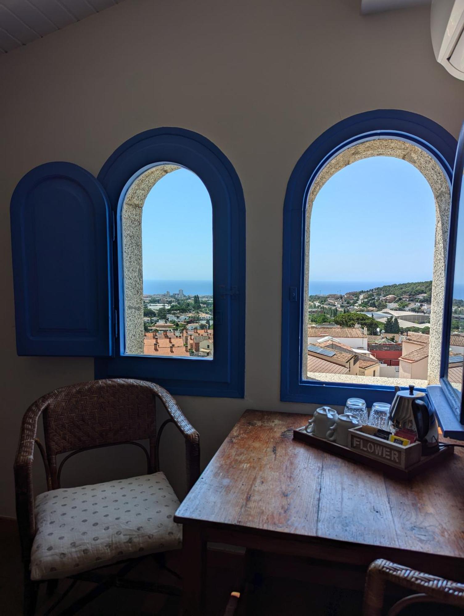 Hostal De La Placa - Hotel Boutique Cabrils Kültér fotó