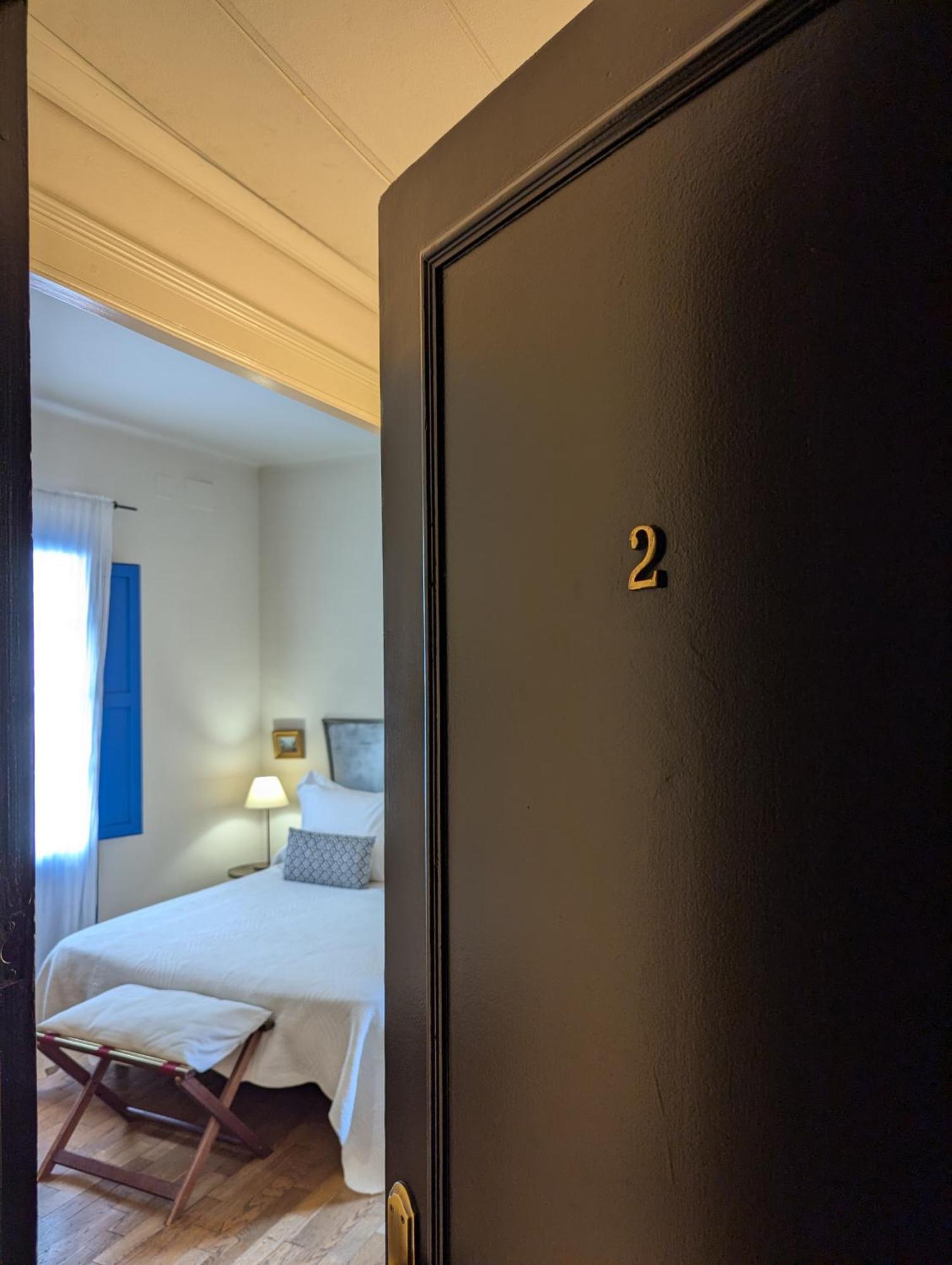 Hostal De La Placa - Hotel Boutique Cabrils Kültér fotó