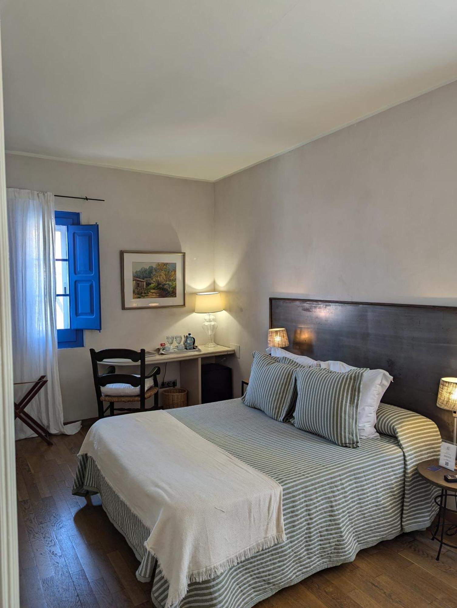Hostal De La Placa - Hotel Boutique Cabrils Kültér fotó